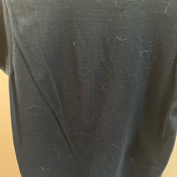 Black Gilden Tee - Picture 4 of 4